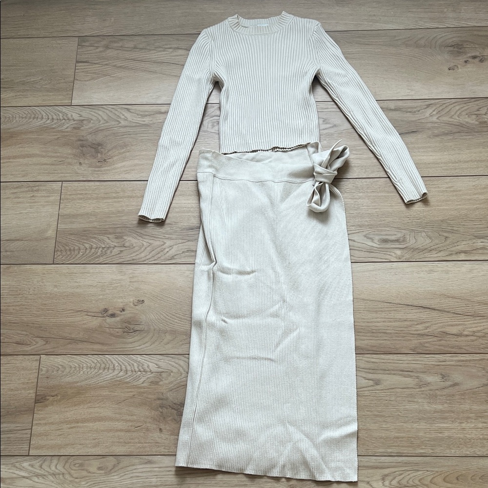Zara Beige Ribbed Knit Sweater Set Skirt and Sweater